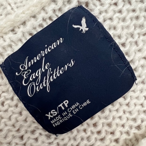 American Eagle Cream Sweater Knit Top - Picture 4 of 5